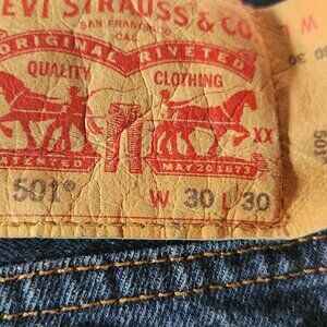 Mens Levi 501
